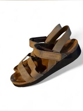 Naot Kayla Classic Supportive Women's Sandals Oily Dune Nubuck Leather. Size 39